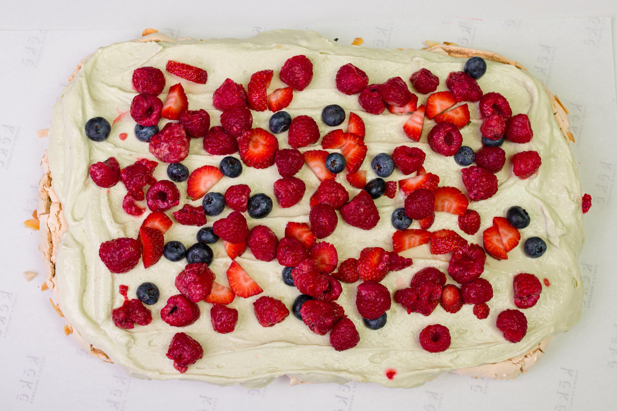 Keke Pavlova flat lay